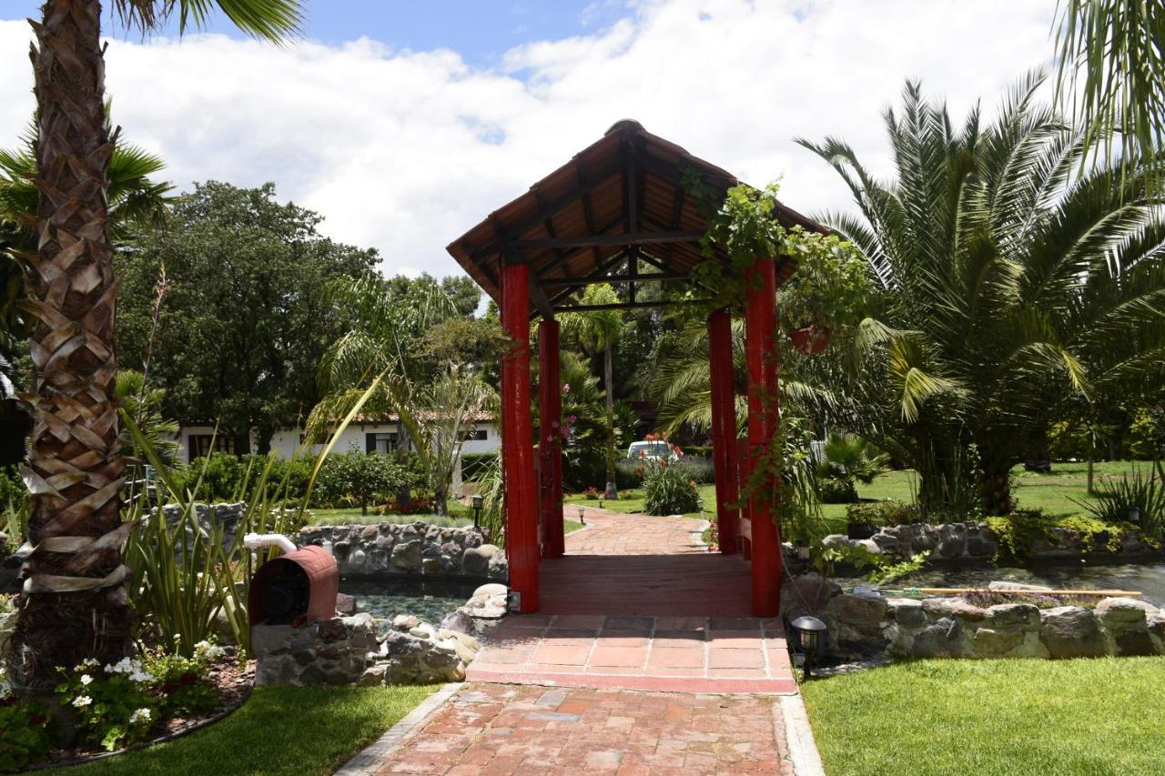 Hotel Palmas Teotihuacán San Juan Teotihuacán Exterior foto